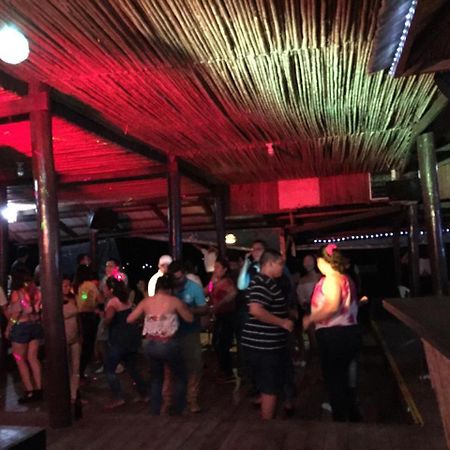 Hotel Y Restaurante Backpackers 里约杜尔塞 外观 照片